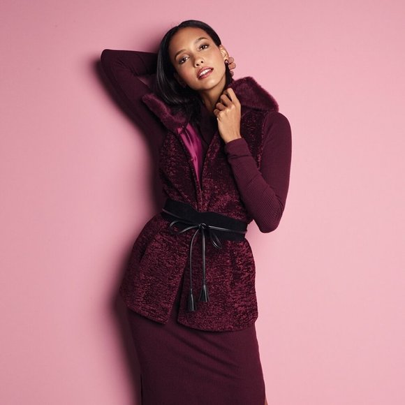 WHBM Textured Faux-Fur Vest Burgundy Cabernet L - Picture 5 of 8